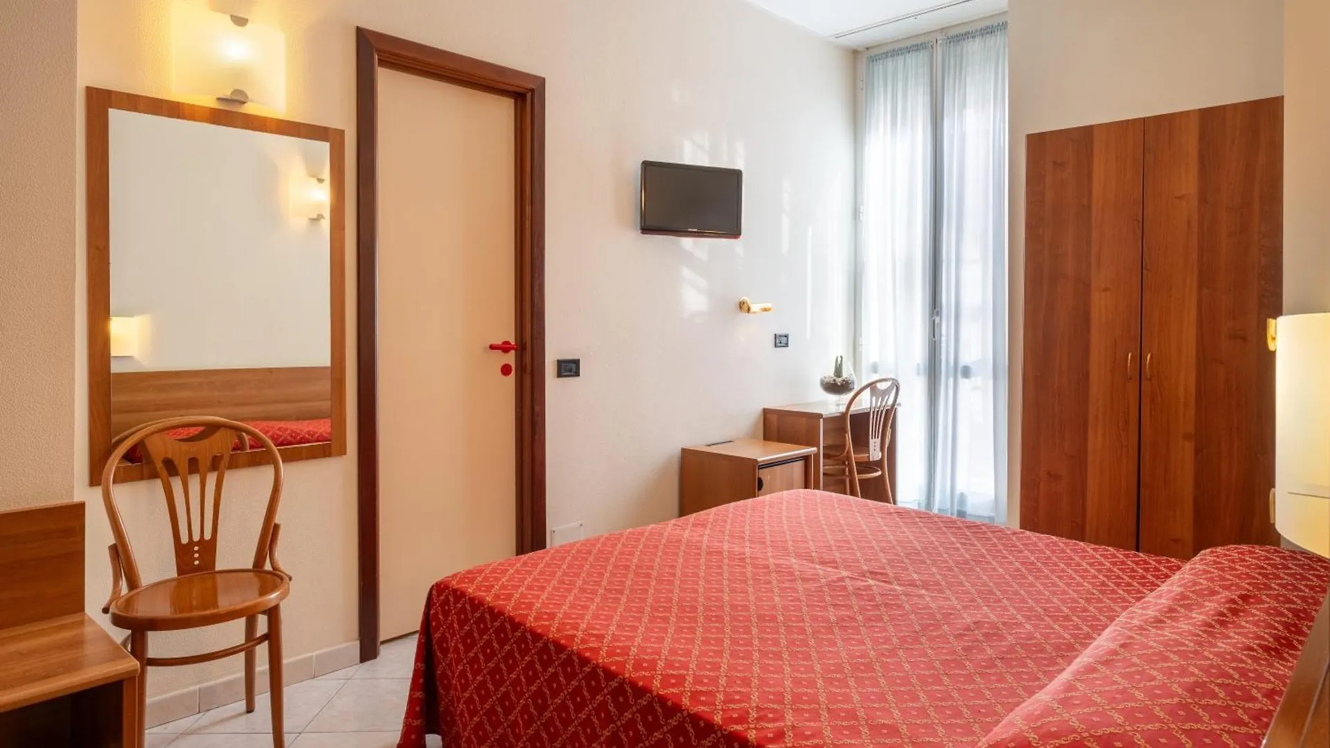 ***  Hotel Careni Villa Italia Finale Ligure Italia